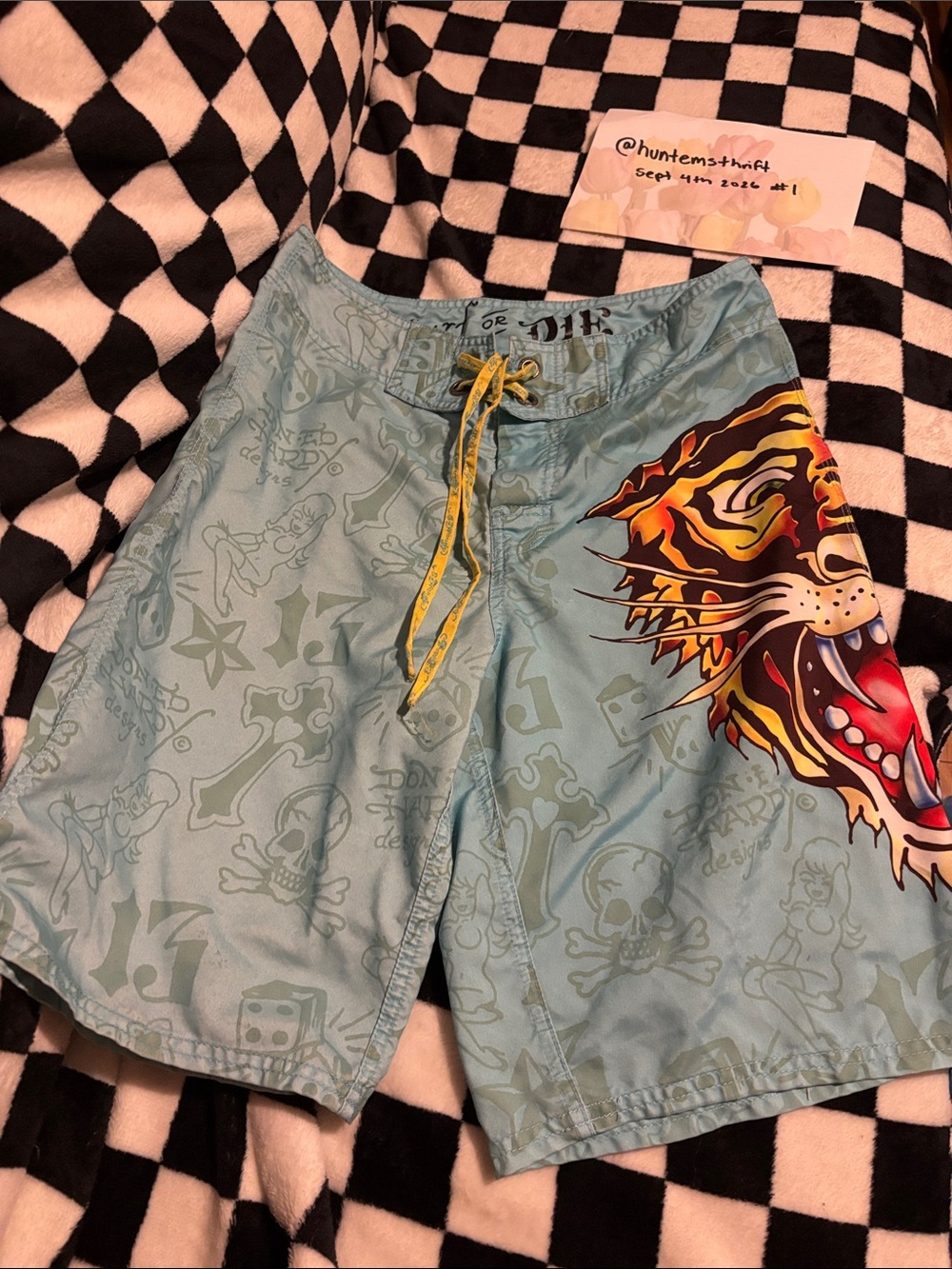 Size 30 men’s Ed hardy swim trunks